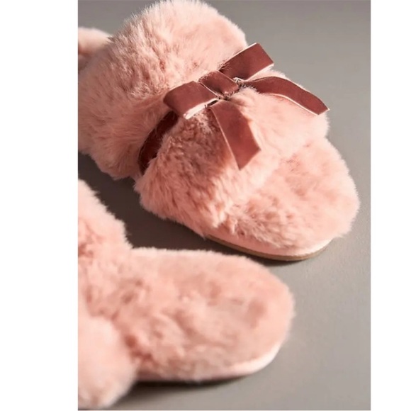 NWOT Anthropologie Maeve Faux-Fur Open-Toe Bow Slippers Pink Size Medium - Picture 3 of 7